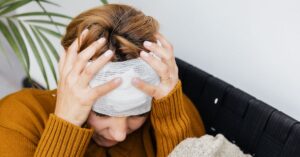 découvrez les causes, symptômes et traitements de la migraine. apprenez comment soulager les douleurs et améliorer votre qualité de vie grâce à des conseils pratiques et des remedies efficaces.