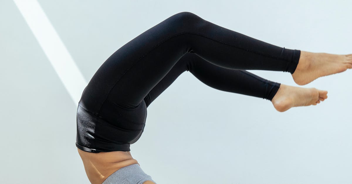 découvrez des techniques innovantes pour renforcer votre sangle abdominale et améliorer votre posture. apprenez des exercices spécifiques pour tonifier votre corps, augmenter votre performance sportive et prévenir les blessures grâce à un renforcement efficace du core.