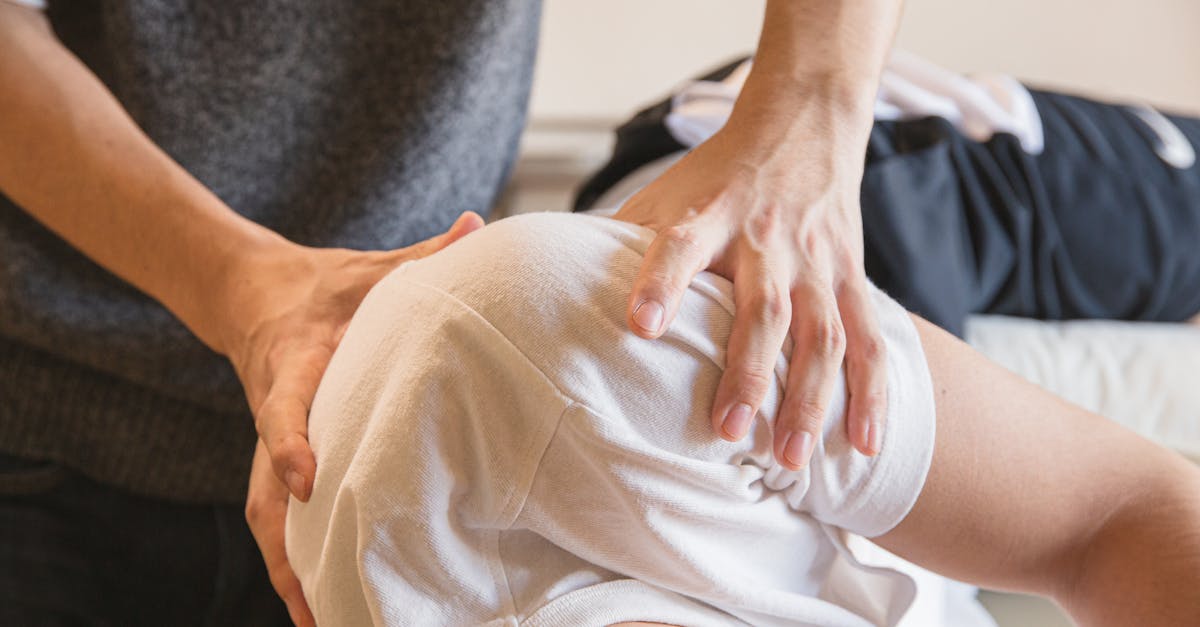 discover effective solutions to relieve lower back pain. proven techniques, simple exercises and practical advice will help you regain comfort and well-being on a daily basis.