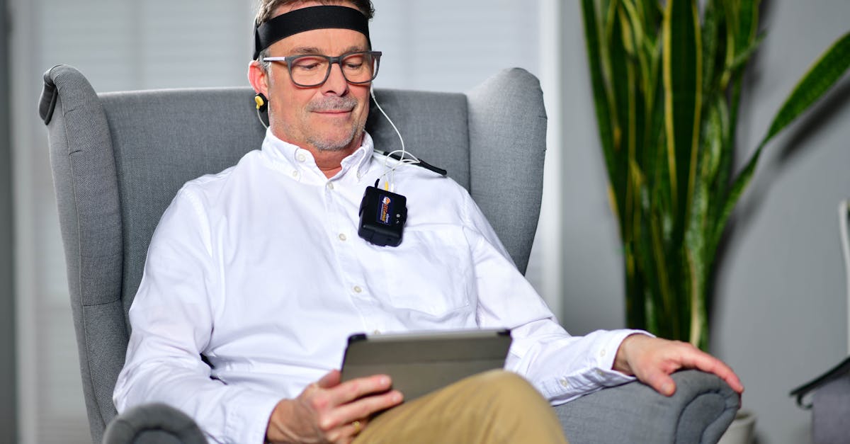découvrez le biofeedback, une méthode révolutionnaire qui utilise des instruments pour mesurer des fonctions corporelles et enseigner à votre esprit à contrôler ces processus. améliorez votre bien-être mental et physique grâce à cette approche innovante qui favorise la relaxation, la concentration et la gestion du stress.