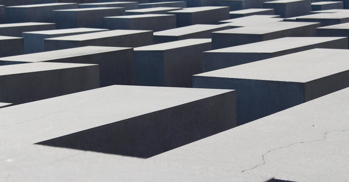 Some people with labyrinthitis experience anxiety and stress, worsening their vertigo. By incorporating mindfulness practices and breathing techniques into their daily routine, patients can experience significant improvements in their mental health and perception of dizzy spells. Such practices offer a holistic approach, necessary for recovery.