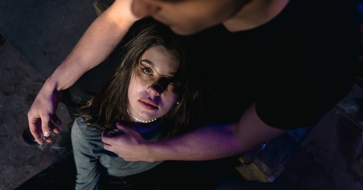 découvrez la maladie de ménière, un trouble de l'oreille interne provoquant des vertiges, des acouphènes et des pertes d'audition. apprenez-en davantage sur ses symptômes, causes et options de traitement pour mieux gérer cette affection.