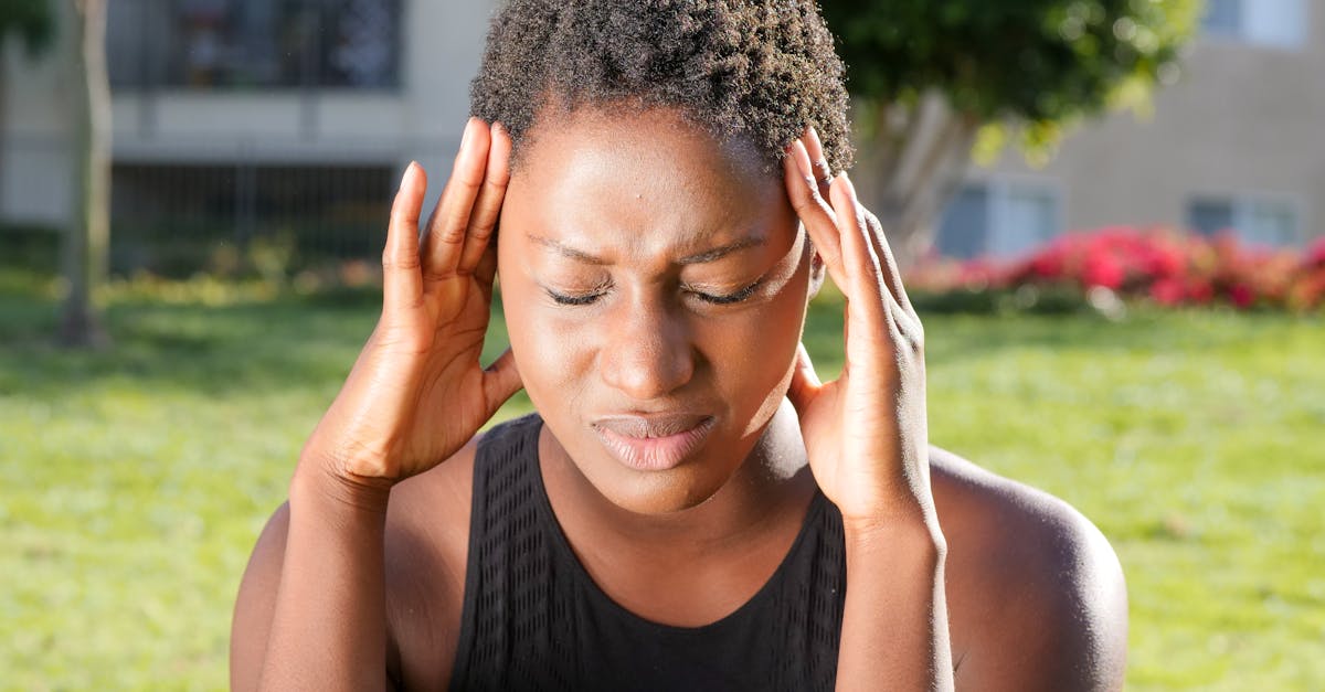 découvrez tout sur la migraine : causes, symptômes, traitements et conseils pour soulager les douleurs. améliorez votre qualité de vie avec des astuces pratiques et des informations détaillées sur les différents types de migraines.