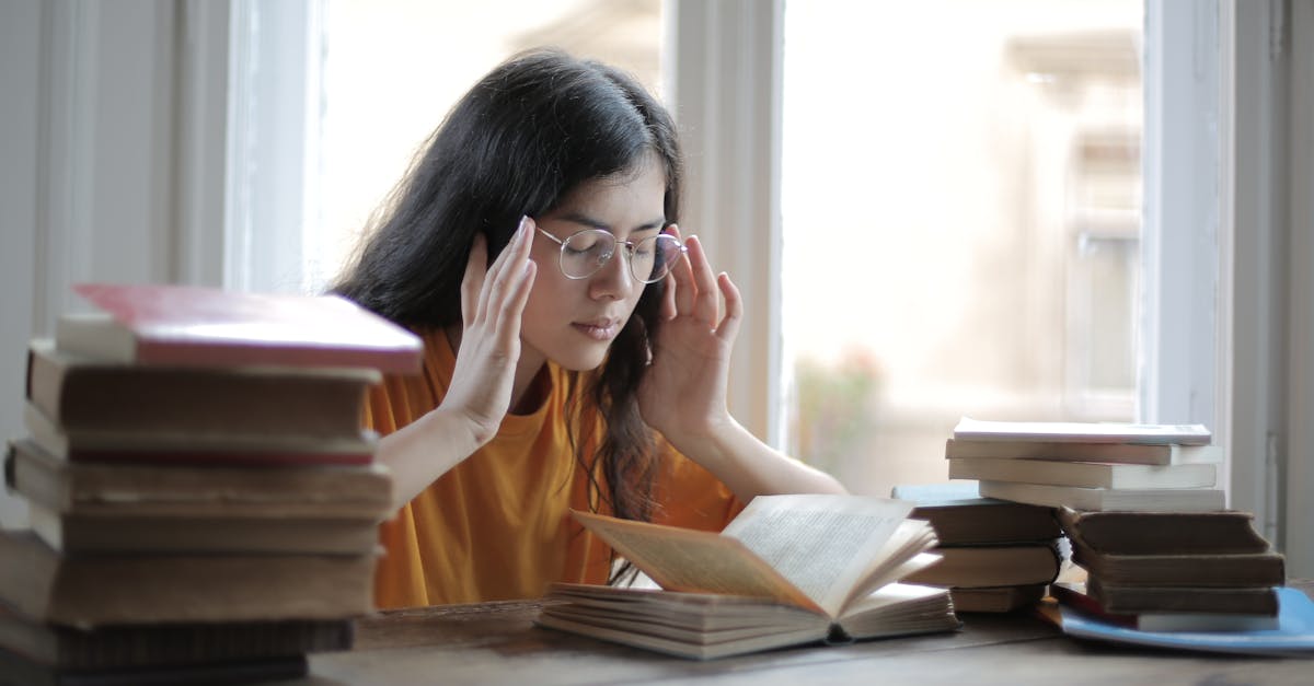 découvrez tout sur la migraine : causes, symptômes, traitements et conseils pour soulager cette douleur intense. informez-vous sur les dernières avancées médicales et apprenez à mieux gérer vos crises.