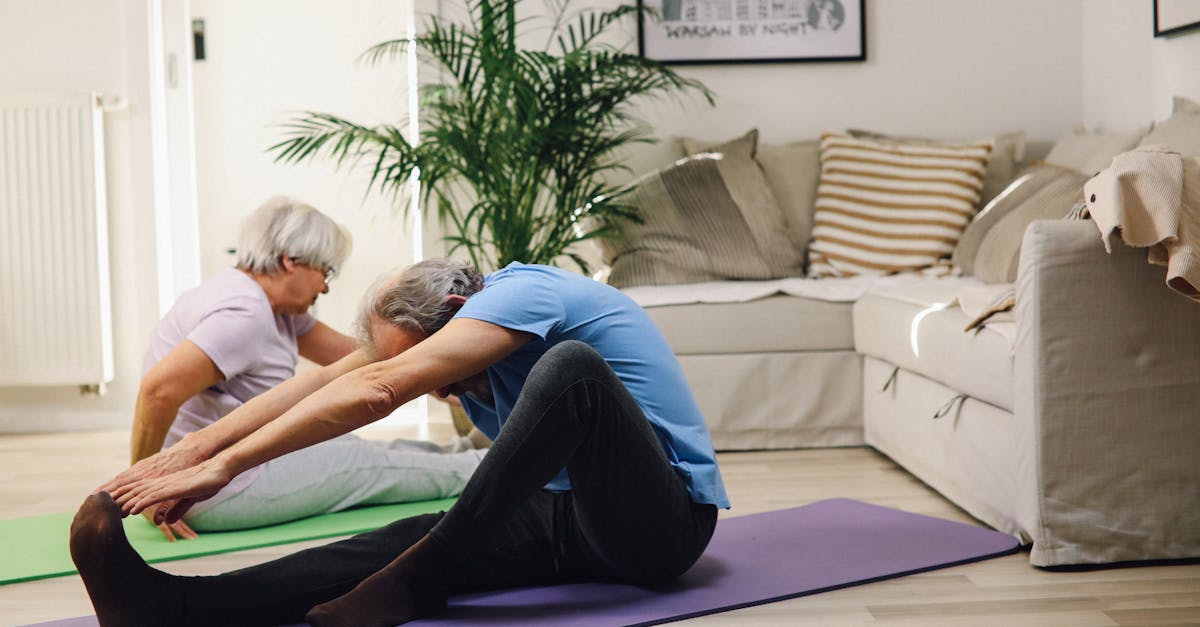 découvrez une variété d'exercices de stretching efficaces pour améliorer votre flexibilité, réduire les tensions musculaires et favoriser la relaxation. parfait pour tous les niveaux, apprenez à intégrer le stretching dans votre routine quotidienne pour une meilleure santé physique et mentale.