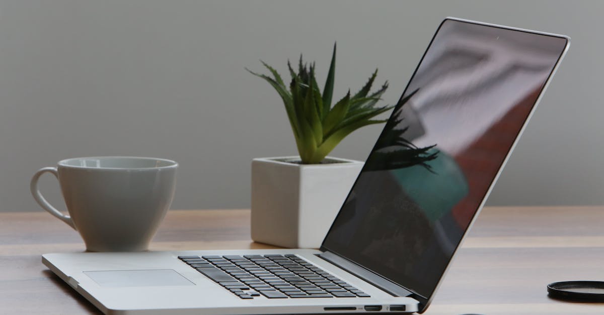 découvrez notre espace de travail moderne et inspirant, conçu pour favoriser la collaboration et la créativité. que vous soyez freelance, entreprise ou startup, notre workspace offre des solutions flexibles adaptées à vos besoins professionnels.