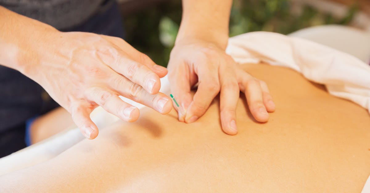 découvrez des solutions efficaces pour soulager votre douleur dorsale. apprenez des astuces, des exercices et des traitements adaptés pour retrouver confort et bien-être au quotidien.