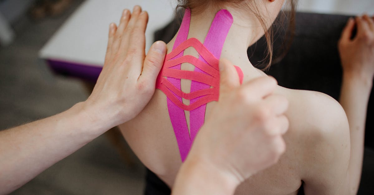 découvrez des solutions efficaces pour soulager les douleurs dorsales. apprenez des exercices, des remèdes naturels et des conseils pratiques pour améliorer votre confort et retrouver une vie sans douleur.