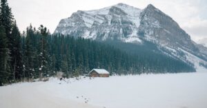 découvrez les causes, les symptômes et les traitements de l'épaule gelée (frozen shoulder). apprenez comment soulager la douleur et retrouver une mobilité optimale grâce à des conseils d'experts et des exercices adaptés.