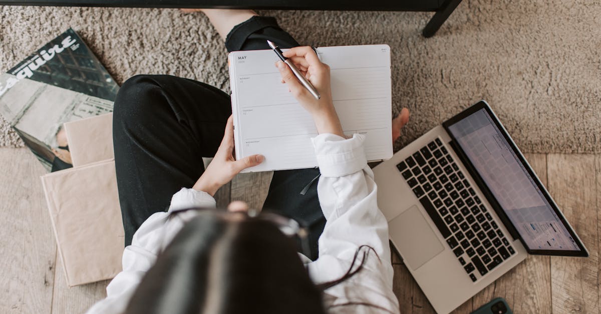 découvrez l'importance de la posture pour votre santé et votre bien-être. apprenez des techniques simples pour améliorer votre posture au quotidien, soulager les douleurs et renforcer votre corps. adoptez une meilleure posture dès aujourd'hui pour une vie plus équilibrée.