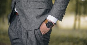 découvrez tout sur la tendinite de la coiffe des rotateurs : causes, symptômes, traitements et conseils pour soulager cette douleur fréquente à l'épaule et retrouver votre mobilité.