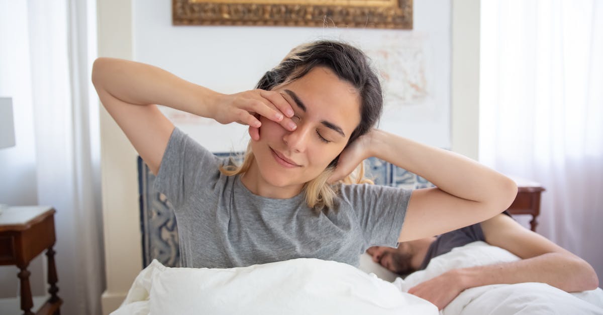 découvrez les différentes positions de sommeil et leur impact sur votre santé et votre confort. apprenez à améliorer la qualité de votre sommeil grâce à des conseils pratiques pour choisir la meilleure posture.