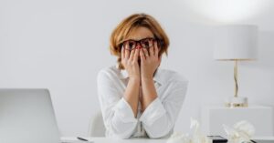 découvrez des stratégies efficaces de gestion du stress pour améliorer votre bien-être mental et émotionnel. apprenez à maîtriser votre stress grâce à des techniques pratiques et des conseils d'experts.