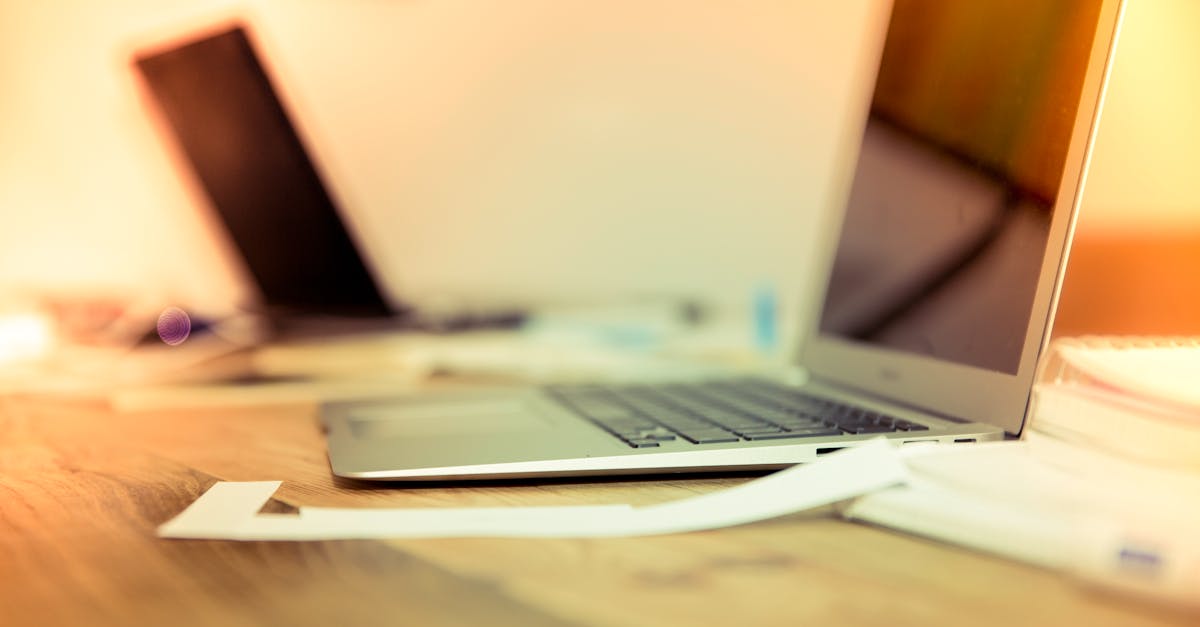 découvrez l'importance de l'ergonomie dans l'aménagement de votre espace de travail. optimisez votre confort et votre productivité grâce à des conseils pratiques et des solutions adaptées pour un environnement de travail sain.