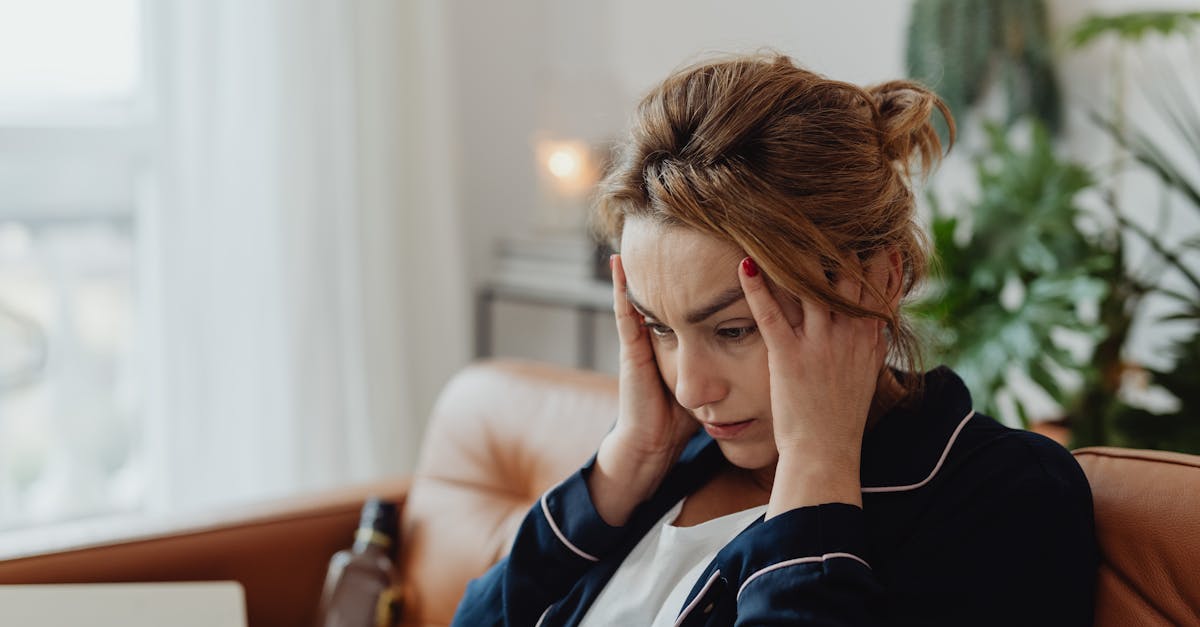 découvrez les causes et traitements des maux de tête. apprenez à identifier les différents types de céphalées et à soulager la douleur grâce à des conseils pratiques et des remèdes efficaces.
