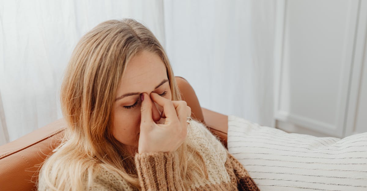 découvrez des solutions naturelles pour soulager la douleur efficacement. explorez des méthodes holistiques, des remèdes à base de plantes et des techniques alternatives pour vivre sans douleur au quotidien.