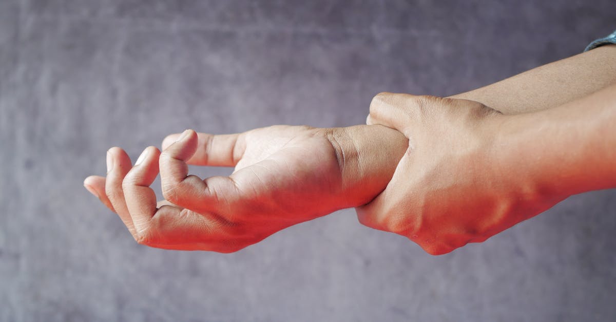 découvrez tout sur le nerf, son rôle essentiel dans le système nerveux, sa structure, son fonctionnement et son importance pour la communication entre le cerveau et le corps. plongez dans l'univers fascinant de la neurologie et apprenez comment les nerfs influencent notre santé et notre bien-être.