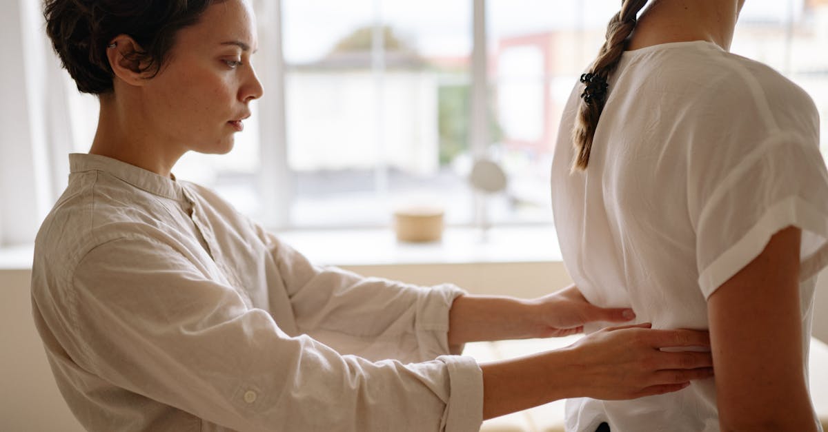 To learn more about the services offered by Pulse Align, explore our website and discover our clinics located in cities like La Prairie, Mont-Royal, Terrebonne, and many others. We invite you to book an appointment for yourself or your family to benefit from this gentle and natural approach. Remember, Pulse Align complements, but does not replace, traditional healthcare. Our goal is to work in harmony with your healthcare team, ensuring a truly integrative wellness approach.