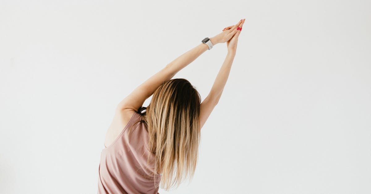 découvrez le pilates, une méthode d'entraînement douce et efficace qui renforce le corps, améliore la posture et favorise la flexibilité. que vous soyez débutant ou expert, nos séances de pilates s'adaptent à tous les niveaux. rejoignez-nous pour un voyage vers un bien-être physique et mental.