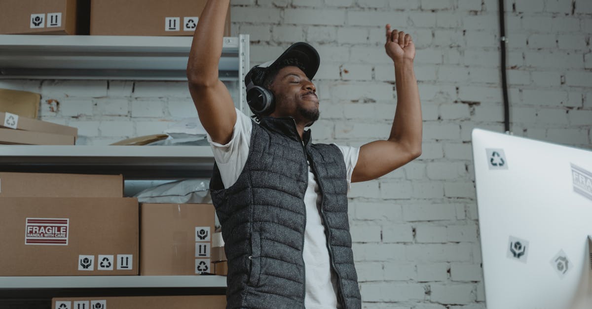 découvrez les avantages du bureau debout : améliorez votre posture, augmentez votre productivité et réduisez les risques de santé. optez pour un bureau réglable et transformez votre espace de travail pour un quotidien plus dynamique et confortable.