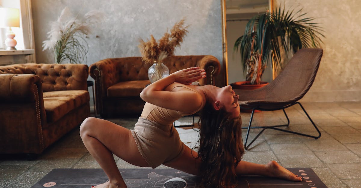 découvrez comment renforcer votre sangle abdominale avec des exercices et conseils pour améliorer votre posture, prévenir les blessures et optimiser vos performances sportives grâce à une meilleure core strength.